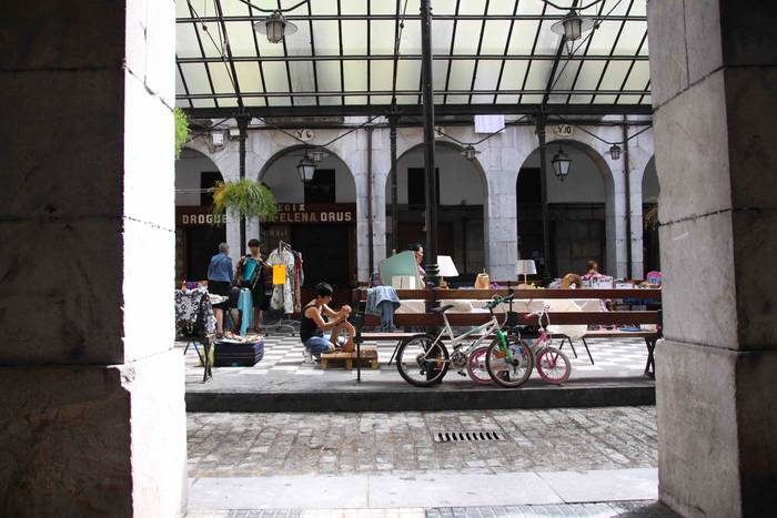 Guztia hartzen eta ematen du 15 1532188485256