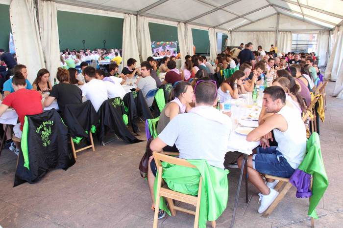 Ibarra San Bartolome jaiak 2 8 1535382980859