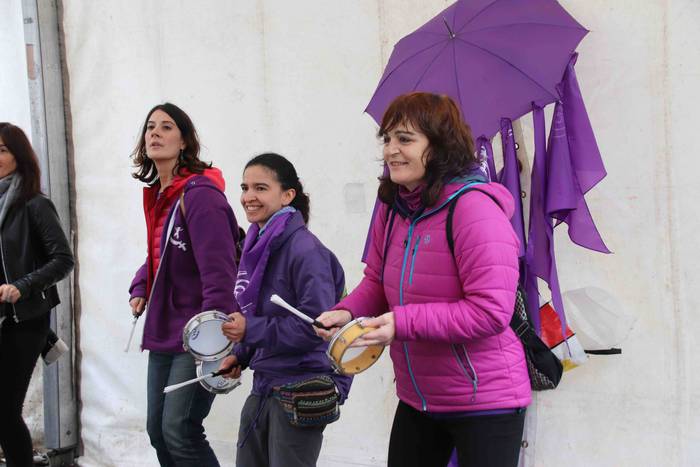 Azaroak 25 56 1574516281861