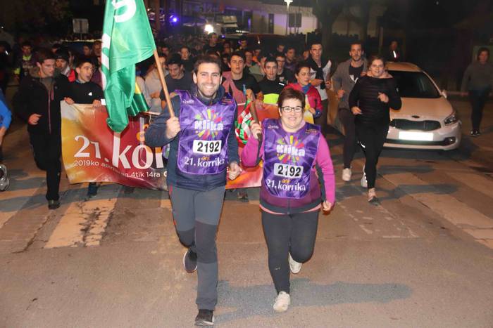 Orain, gaur eta hemen, dena  33 1555133862924