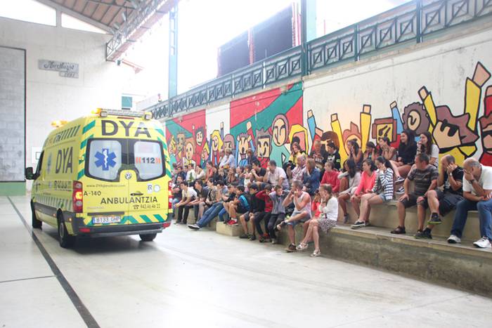 Erreskate lanetan aritu dira 8 1501937522960