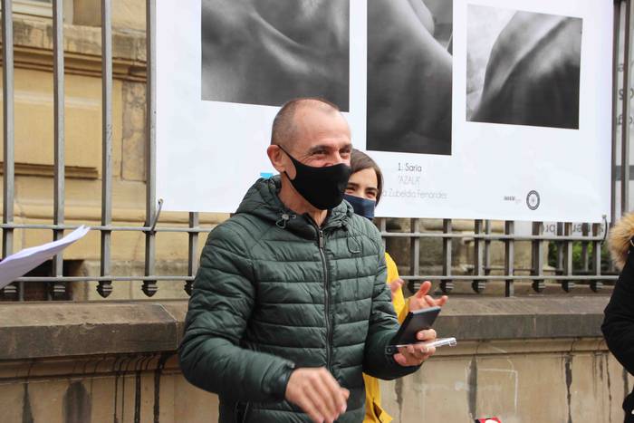 Sari nagusia 'Azala' izeneko 23 1606581806575