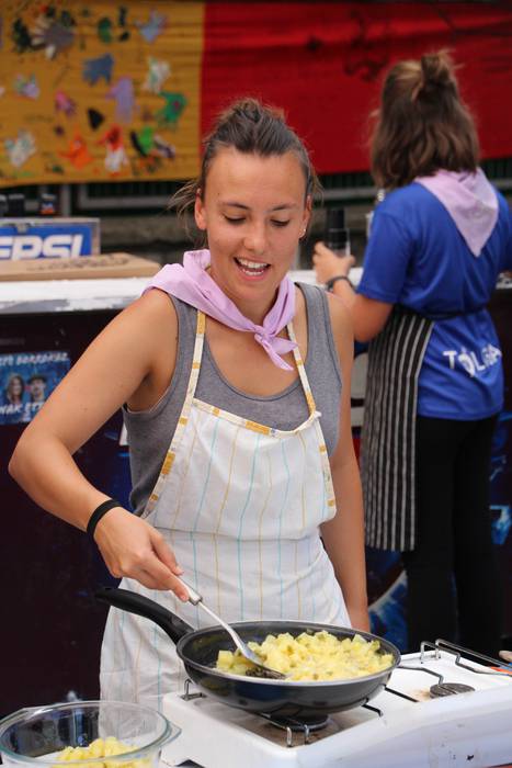 Gazteen festa egarriak ez du etenik 29 1472122611925