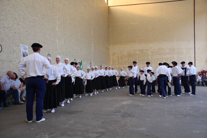 Bedaioko ingurutxoa ezin falta festetan 25 1473618820239