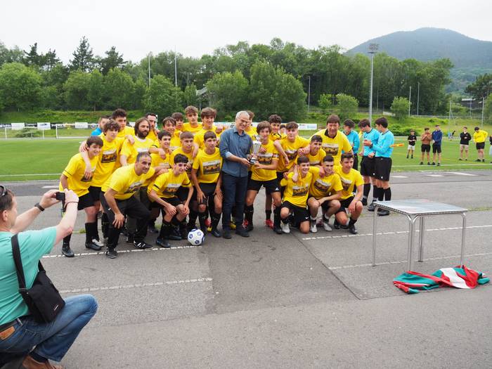 Intxurreko kadeteek ezin iza 11 1654506002236