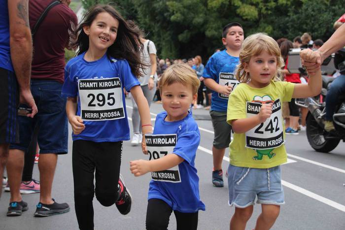 Tolosako Herri Krosa haurrak 27 1570886243396