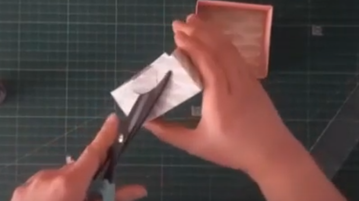 Origami teknika erabilita kartoizko kaxa nola egin