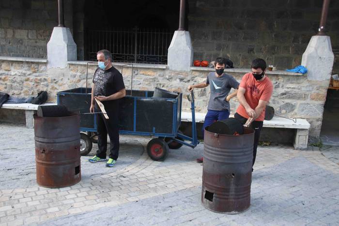 "Ba al dakizue ze gau den ga 1 1604170891414