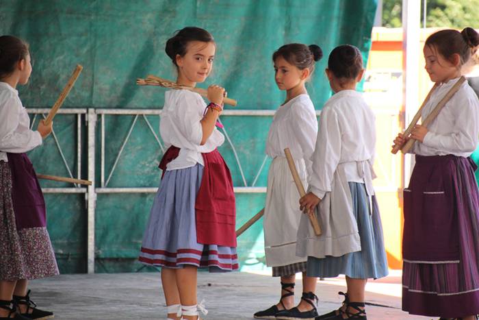 Dantzak bete du plaza 32 1473599932302