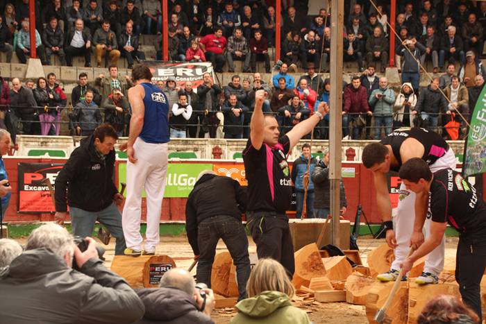 Iker Vicente eta Arria V.a 64 1523190923410