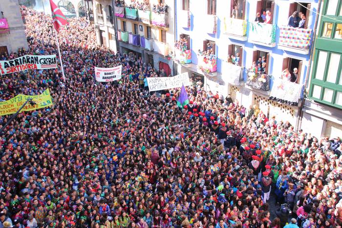 Txupinazoa balkoiko begirada 11 1582215753789