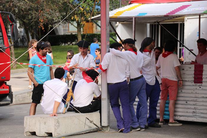 Izaskun auzoko jaiak 2016 4 1472837258636