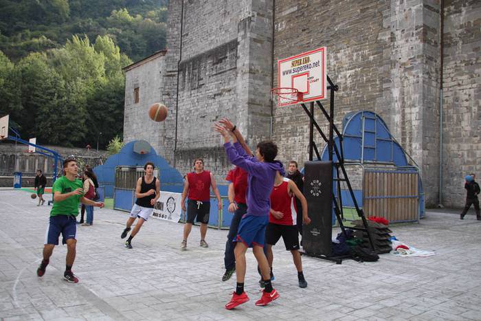 Gazteburua 2015 3 1445089294224