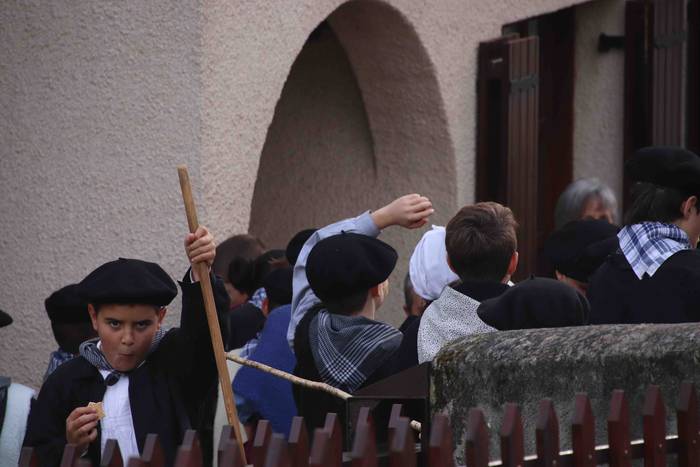 Gabon gaua 2018 Asteasu 123 1545654500107