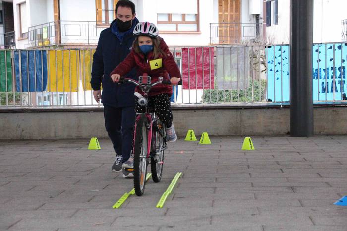 Haurrek kirol ezberdinak pro 17 1608389669679