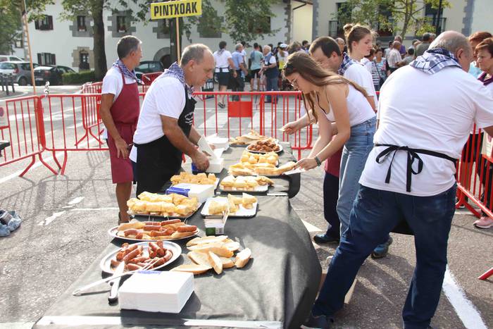 Harria, triala eta txakolina 87 1568486214750