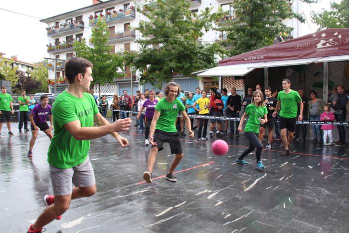 IKAZTEGIETAKO FESTAK 2017. B 22 1502386510373