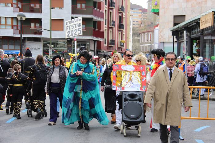 Irudimenak ez du mugarik Tol 12 1740933748876