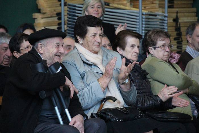 Erakustaldiz betetako arrats 20 1507489961161