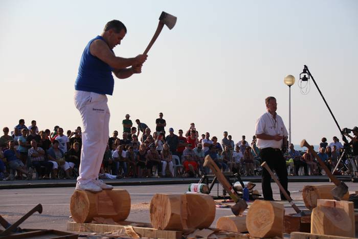 Txapel berdinduena, gipuzkoarren buruan 86 1473085825489