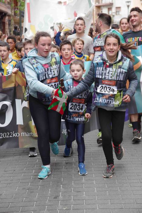 22. Korrika, furgonetatik, T 27 1649420180492