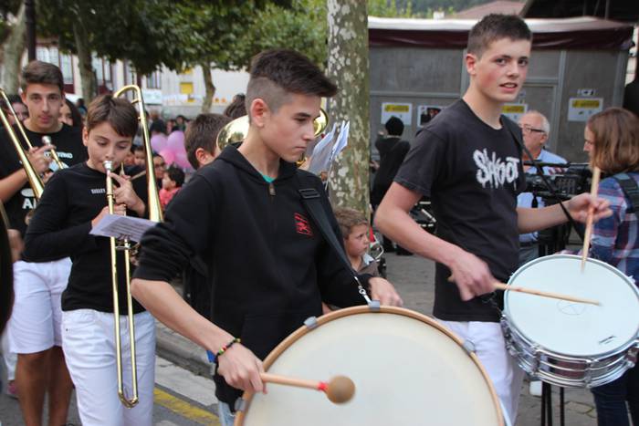 Irurako jaiak 2015 txupinazoa 93 1443204663914