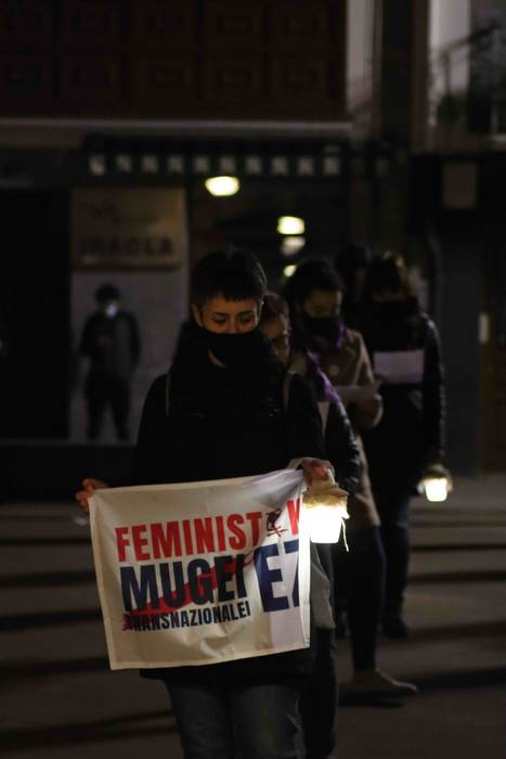 Emakumeek eskualdeko kaleak  82 1615233118898