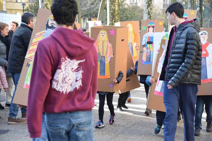 Erraldoi eta buruhandiak egi 39 1577448142722