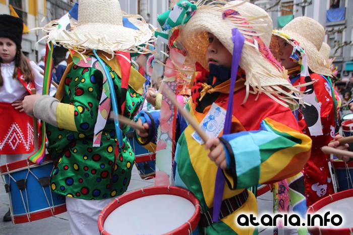 Zaldunita bezperako haur danborrada 114 1454785371635