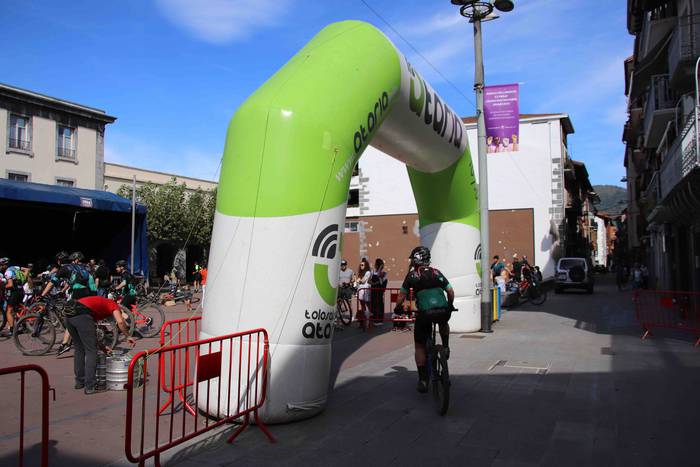 Irrintzi Txirrindularitza El 57 1633182236582