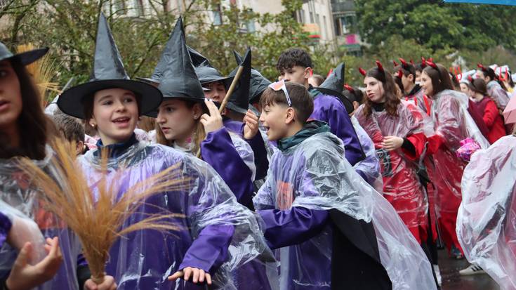 Kazkabarra taldekoen dantza