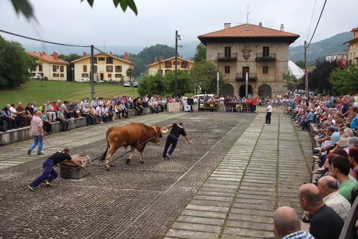 Hurrengo Ama Birjinari begira 40 1471367033847