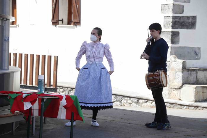 Kutxa Birak Adunan emandakoa 7 1619288060470