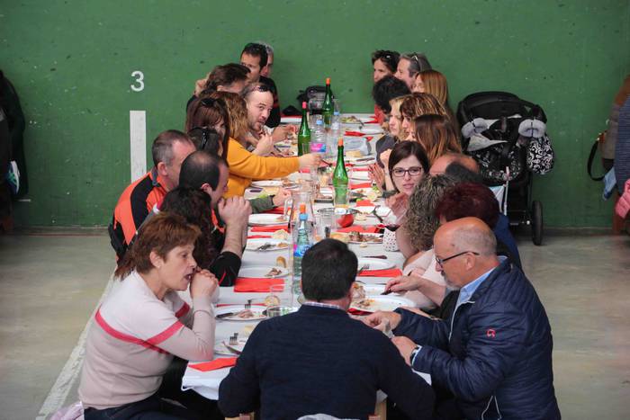 Txekor jateak 110 lagun elka 11 1556719674403