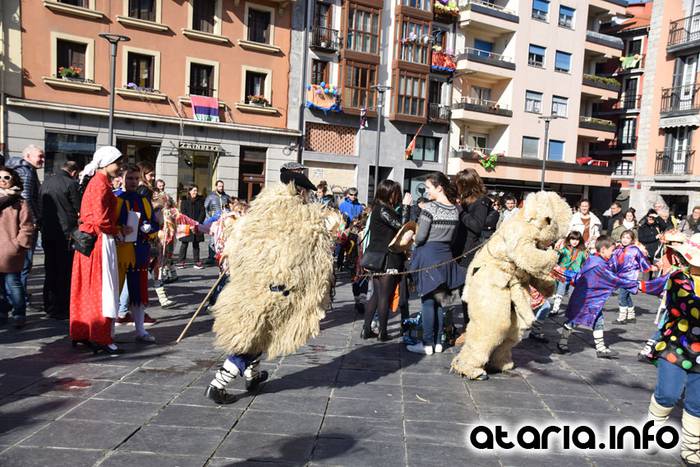 udaberri dantzari txikien kalejira 21 1454767832311