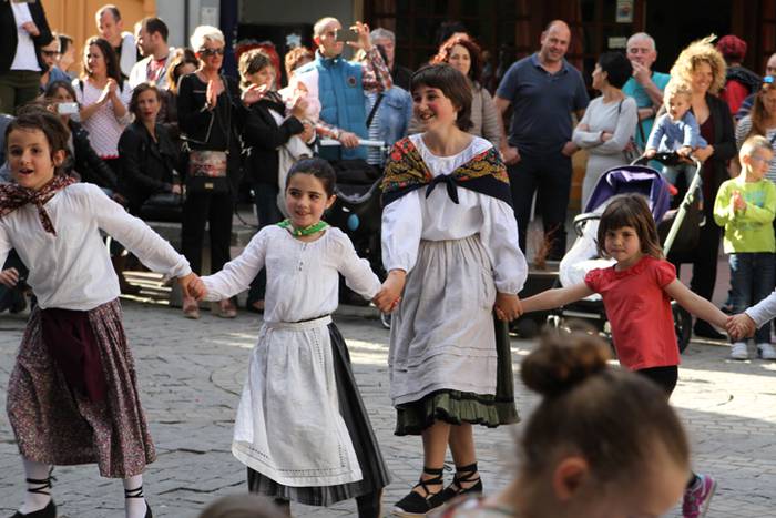 Alegia ere dantzariz josita 15 1494702943591