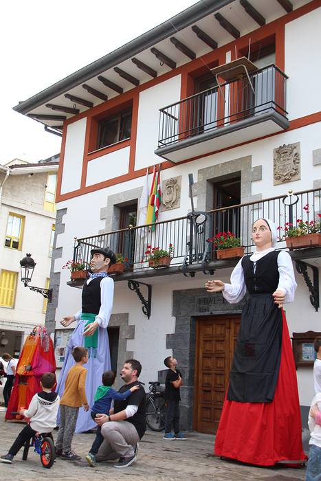 IRURAKO JAIAK 2017. TXUPINAZ 3 1506102052739