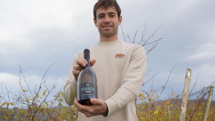 «Ekoizpena motela da, baina ardoak kalitatea du»