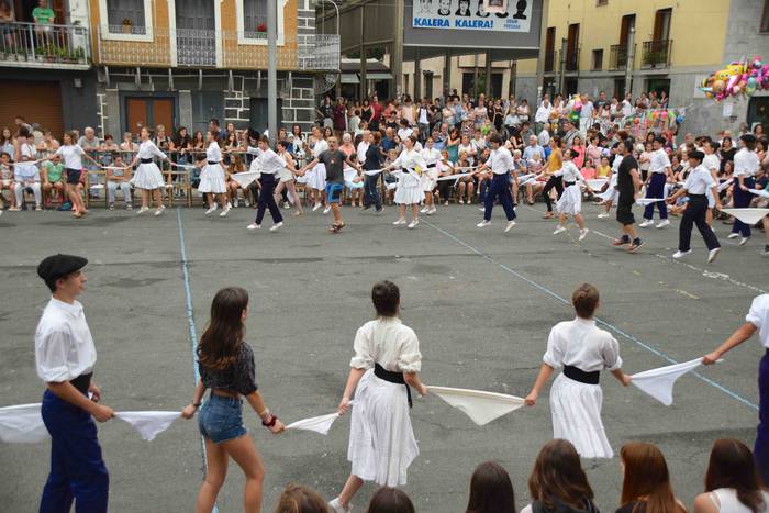 soka dantza santioak villabo 99 1532545813522