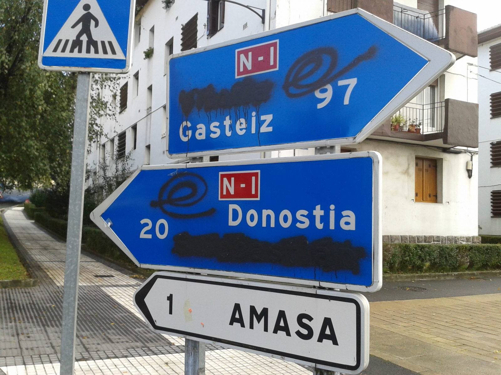 Ireki bidea euskarari!