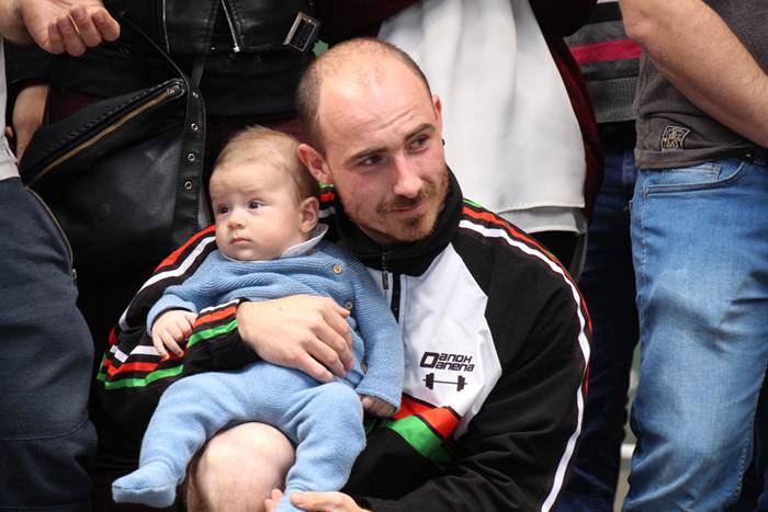 Eskerrik asko, Batis 89 1505571737920