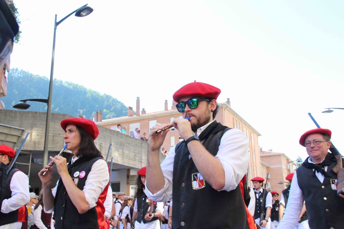 Festa hizki larriz - 144