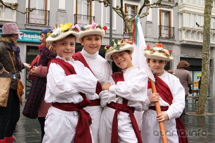 Dantzari Txiki eguna Tolosan 2016 45 1458400075378