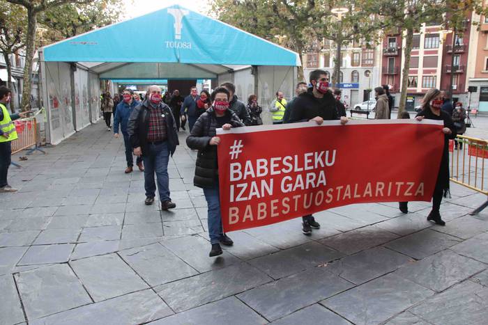 Jendetzak babestu du ostalar 76 1605983940894