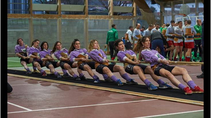 Bigarren egin dute Ibarrako emakumezkoek Busturian