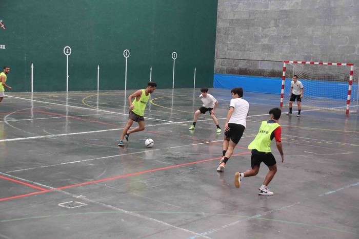 Jatorkin Areto Futbol Txapel 14 1657976145102