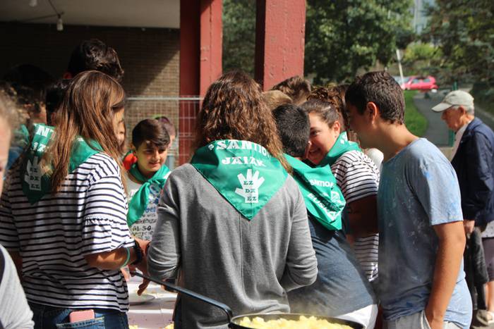 Santioen hirugarren eguna, g 4 1501078948180