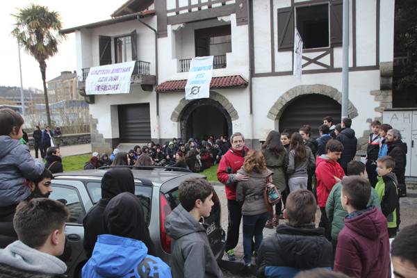 ezpala okupazioa 3 14 1452963294132