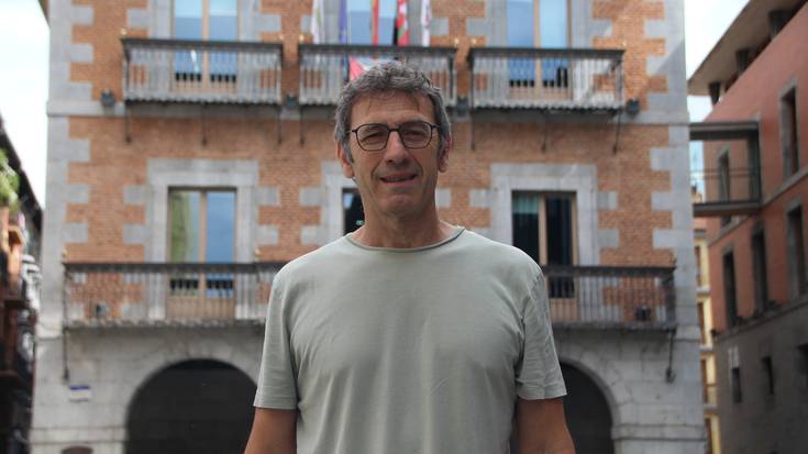 «Herria denon artean egiten dugula bermatzea nahi nuke»