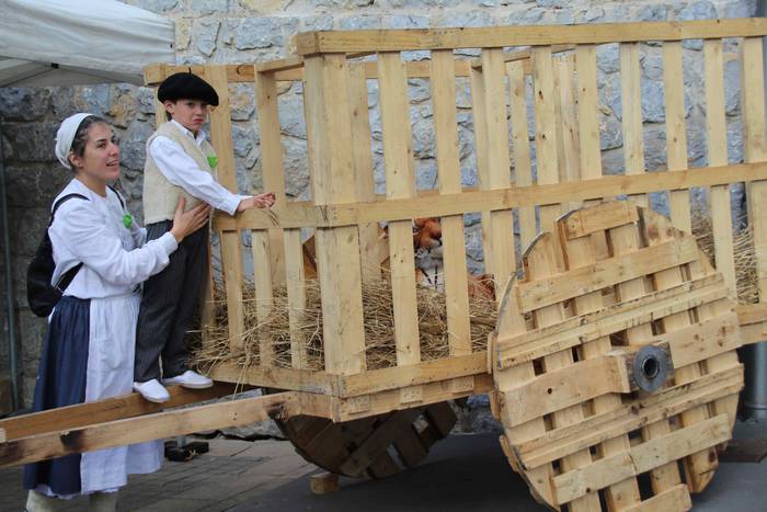 Auzolanaren fruitu, azoka 33 1541960984162